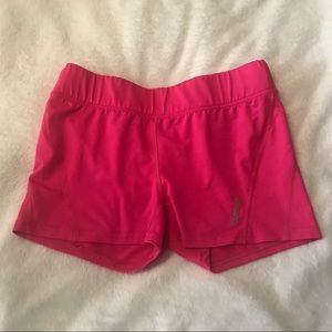Reebok hot pink compression shorts Sz medium